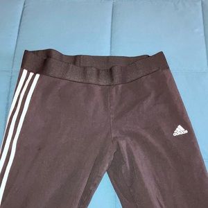 Adidas leggings 🖤🤍